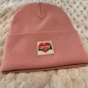 Carhartt Womans Heart Patch Pink Beanie NWOT